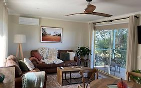 The Lancefield Cottage - Relax, Revive And Renew